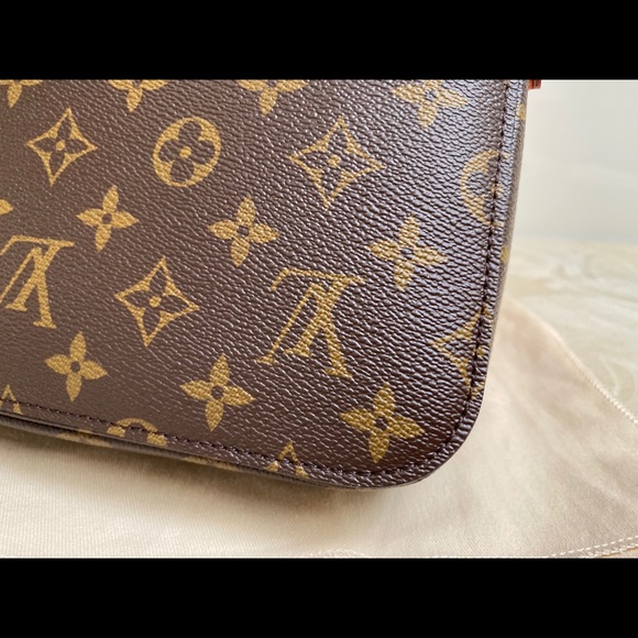 ❌SOLD!❌⭐️ Louis Vuitton Métis Pochette! ⭐️ - Picture 10 of 13